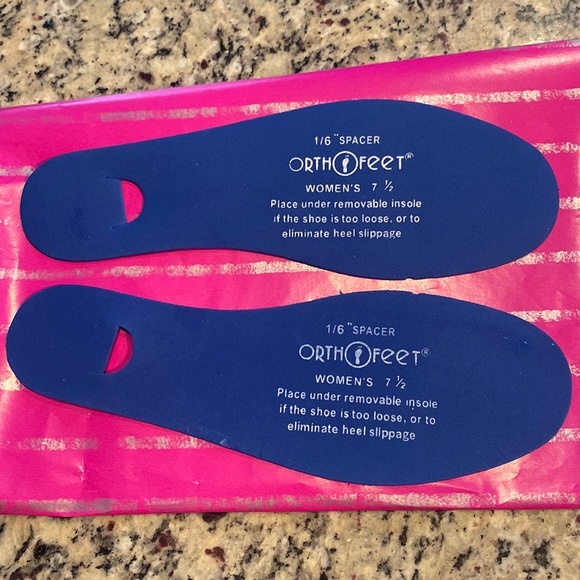 29;08- Orthofeet 1/6” Foot Spacer - Picture 1 of 4
